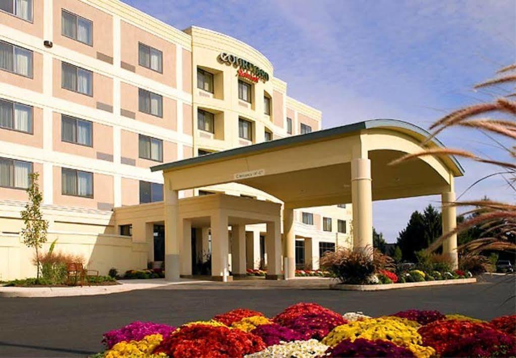 Courtyard Lancaster Otel Fertility Dış mekan fotoğraf