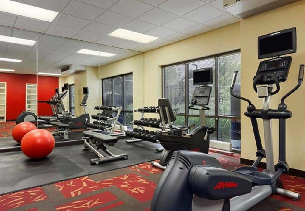 Courtyard Lancaster Otel Fertility Dış mekan fotoğraf