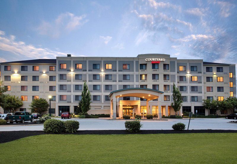 Courtyard Lancaster Otel Fertility Dış mekan fotoğraf